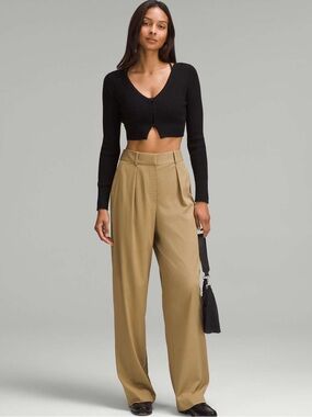 Lululemon Pleat-Front High-Rise Trouser size 6 Filbert Tan